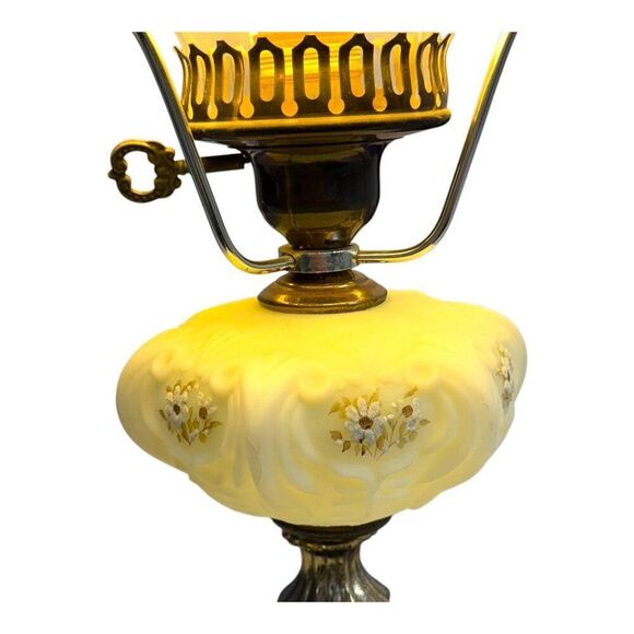 Fenton Hand-Painted Glass Lamp By Diane Johnson With Floral Motif - Picture 6 of 10